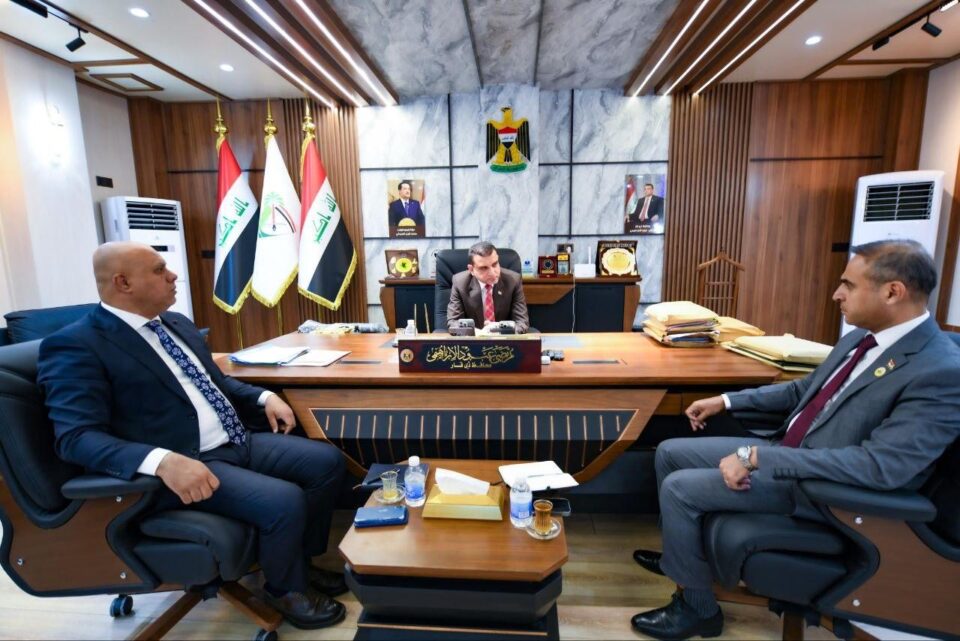 صورة من مقال: خلال لقائه بوفد الجامعة.. محافظ ذي قار يؤكد دعمه لمشاريع التعليم الأخضر وكرسي اليونسكو